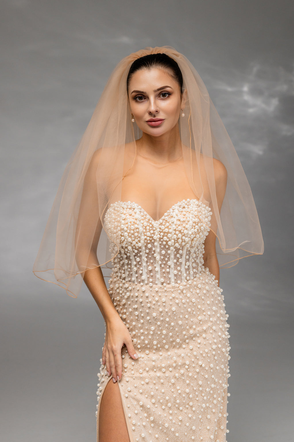 Cappuccino Waist-Length Bridal Veil with Pencil Edge Trim