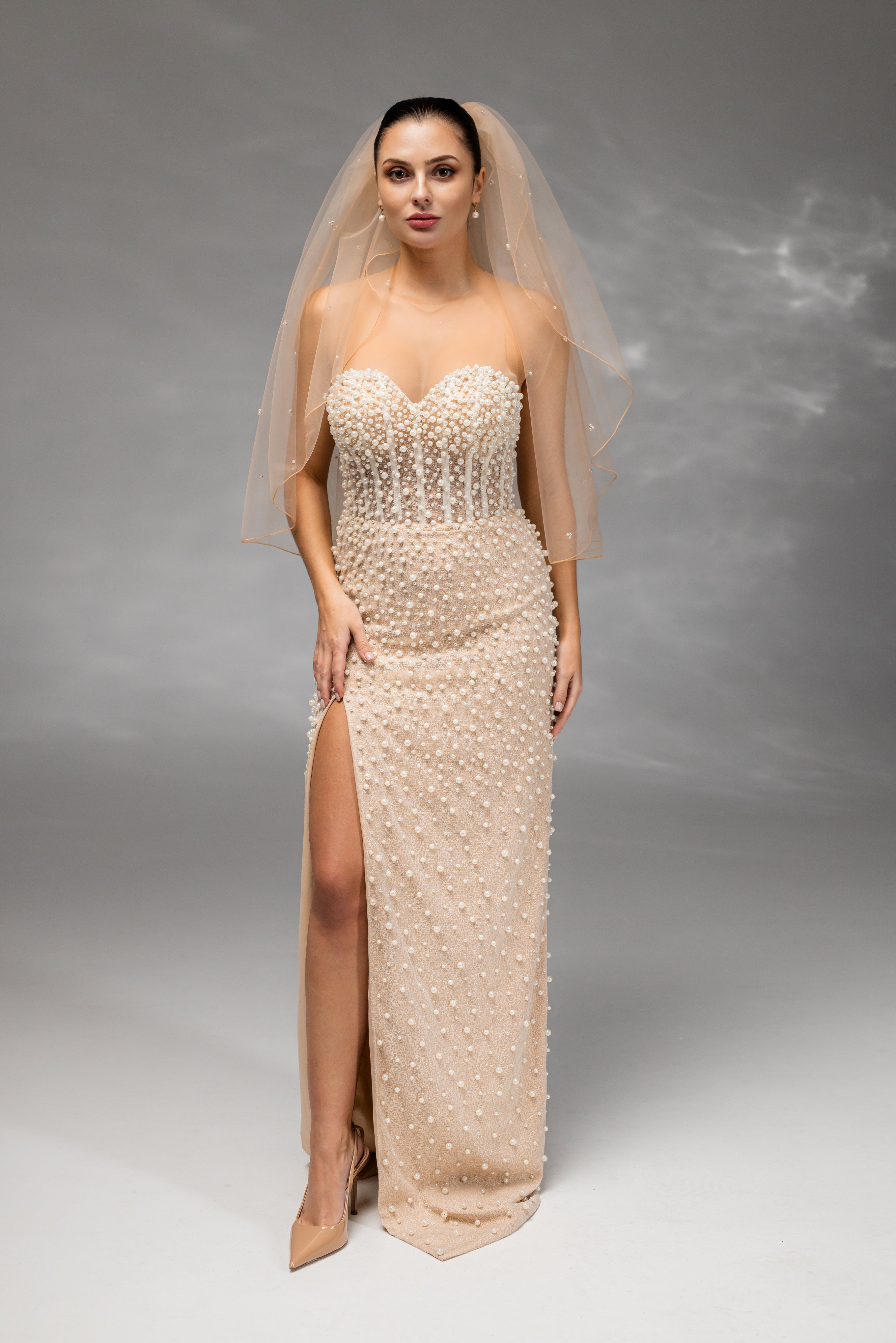 Cappuccino Waist-Length Bridal Veil with Pencil Edge Trim and Pearls