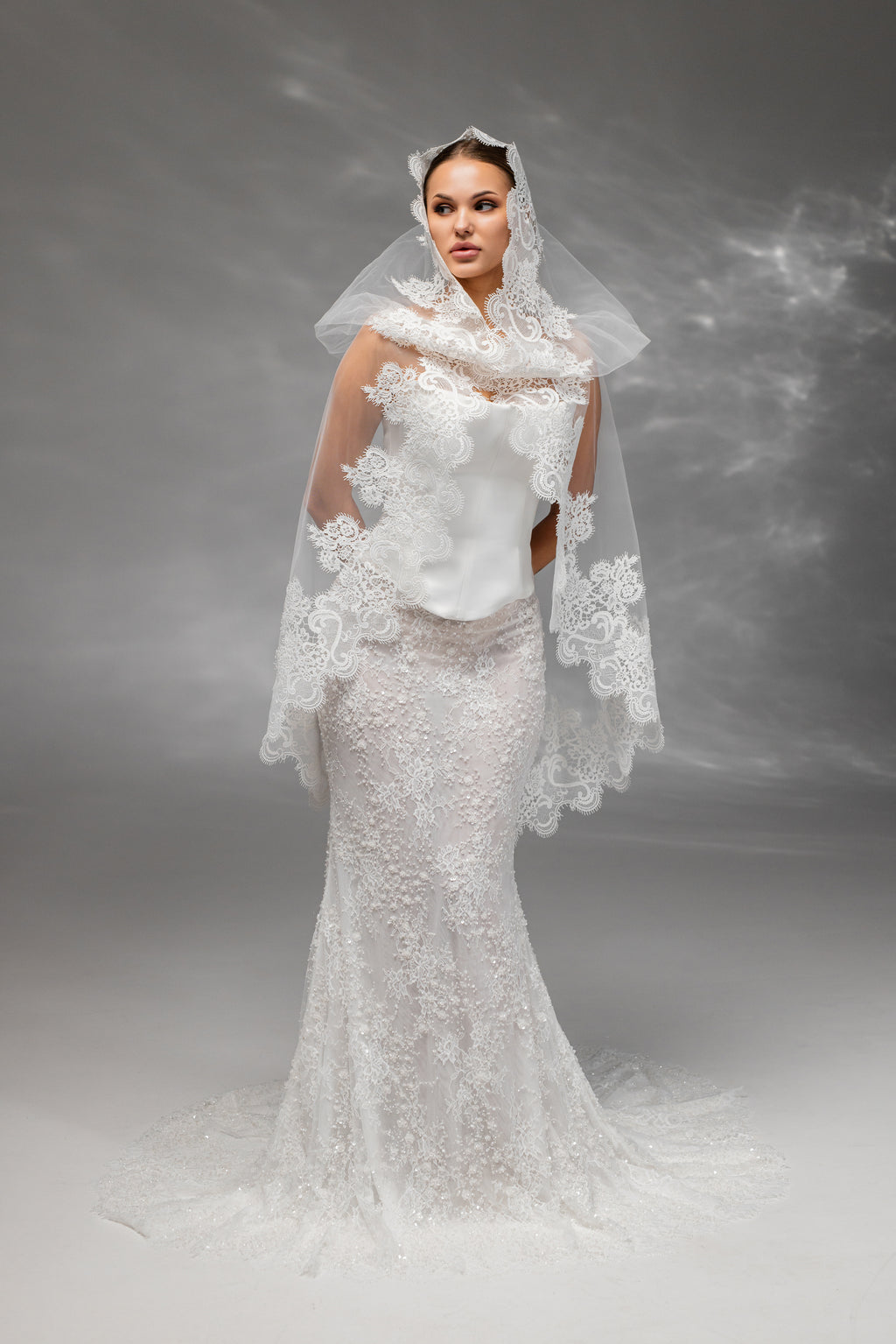 Chantilly Lace Bridal Hood