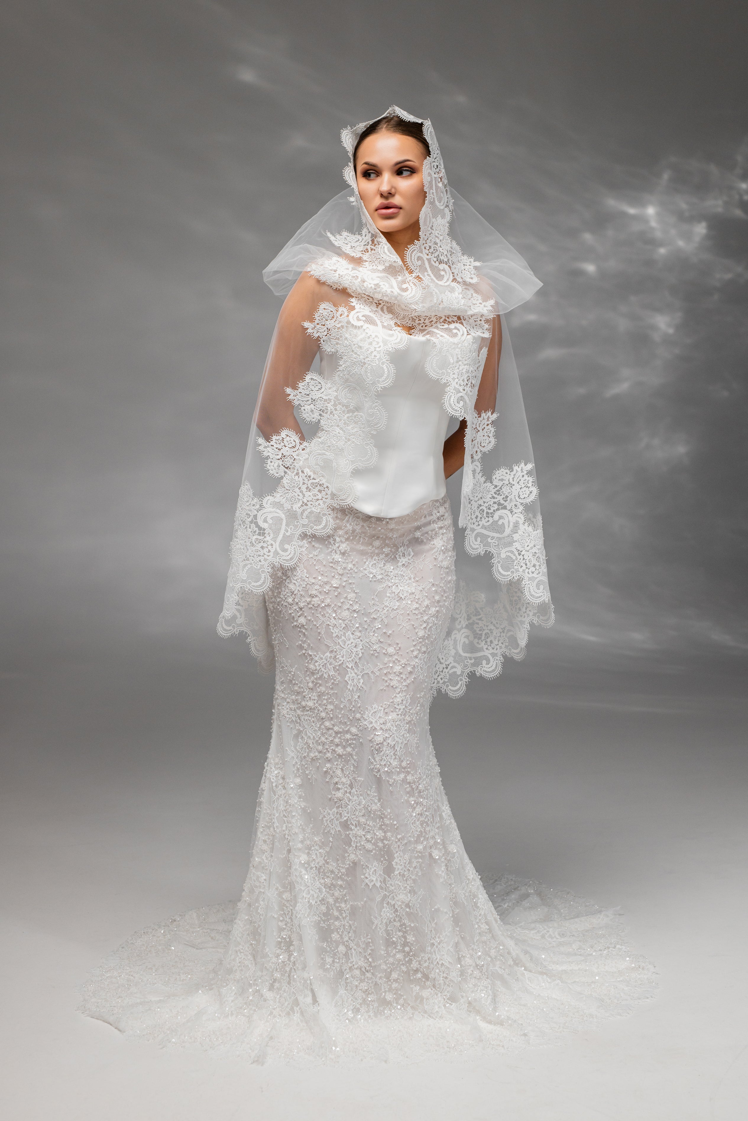 Chantilly Lace Bridal Hood