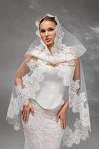 Chantilly Lace Bridal Hood