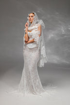 Chantilly Lace Bridal Hood