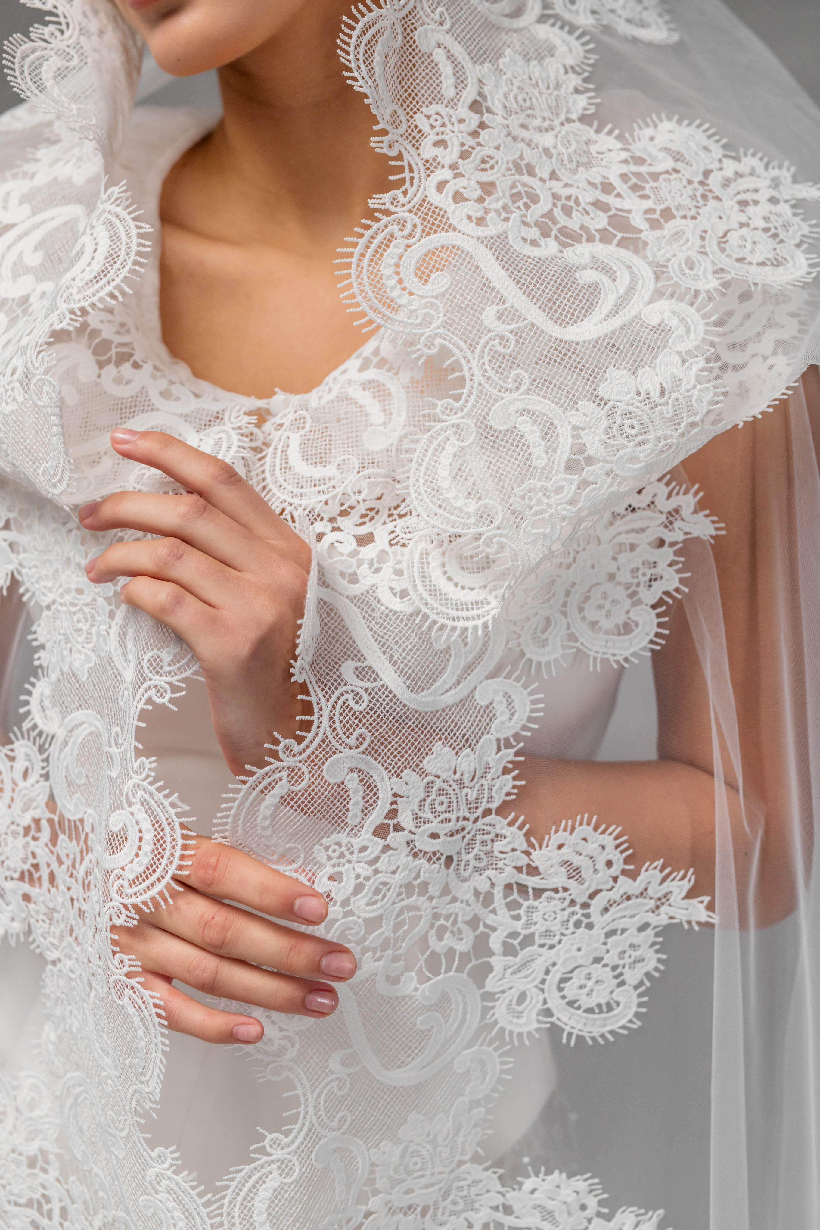 Cathedral-Length Bridal Hood with Macramé Lace