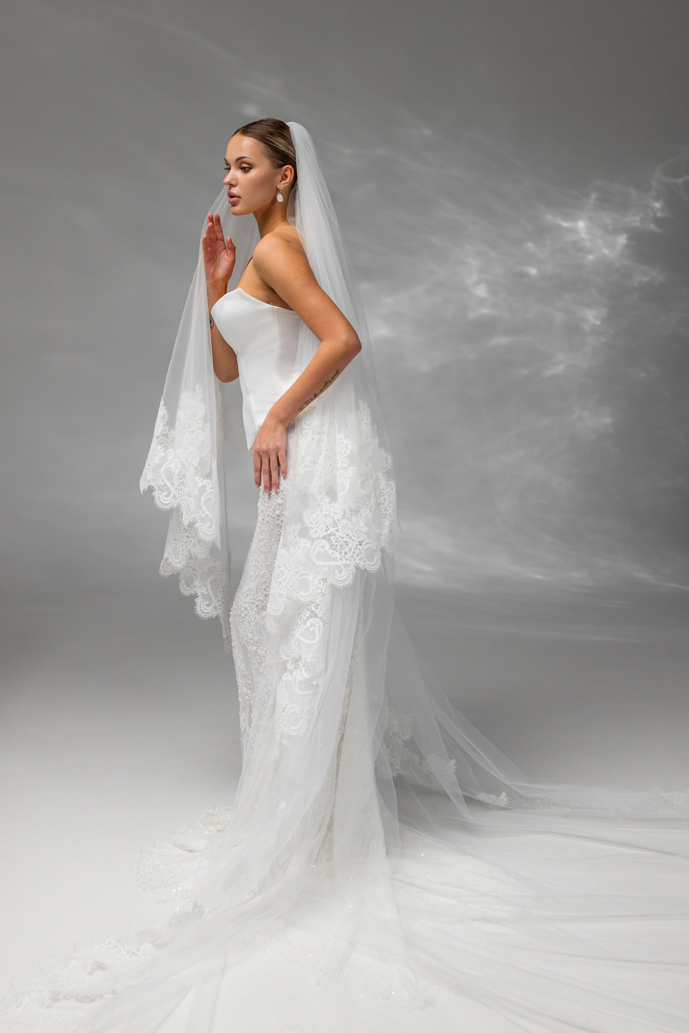 Ivory Royal Cathedral Two-Tier Bridal Veil with Macramé Lace
