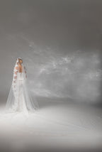 Ivory Royal Cathedral Oval Bridal Veil with Lace