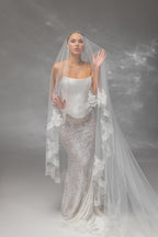 Ivory Royal Cathedral Oval Bridal Veil with Lace