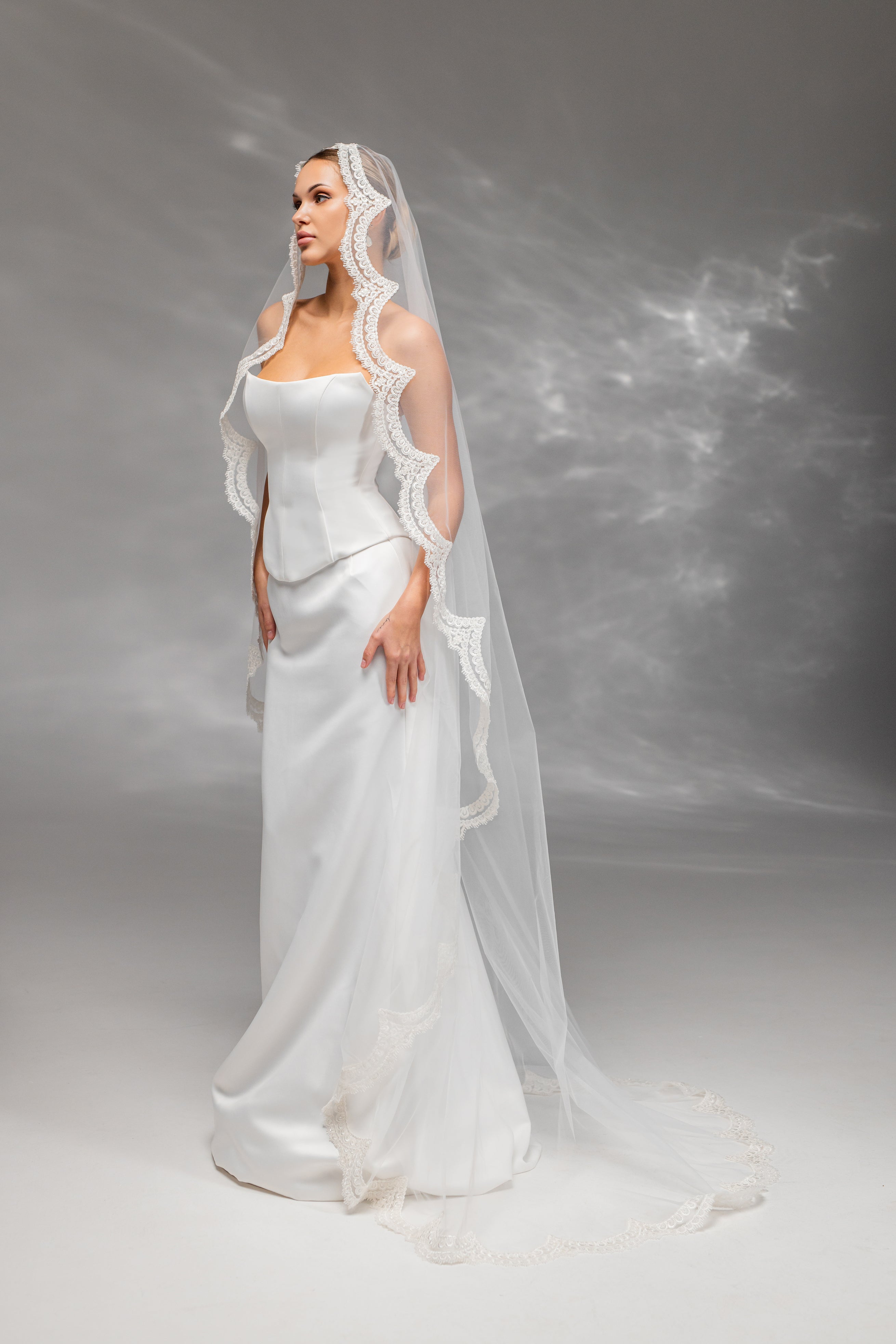 Handmade Bridal Veil with Embroidered Lace in Cream-Ivory