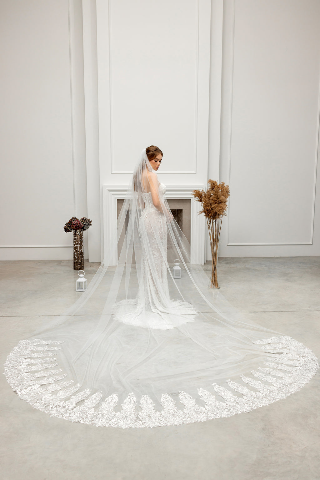 Milky White Grand Royal Cathedral Lace Bridal Veil
