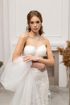 Milky White Grand Royal Cathedral Lace Bridal Veil