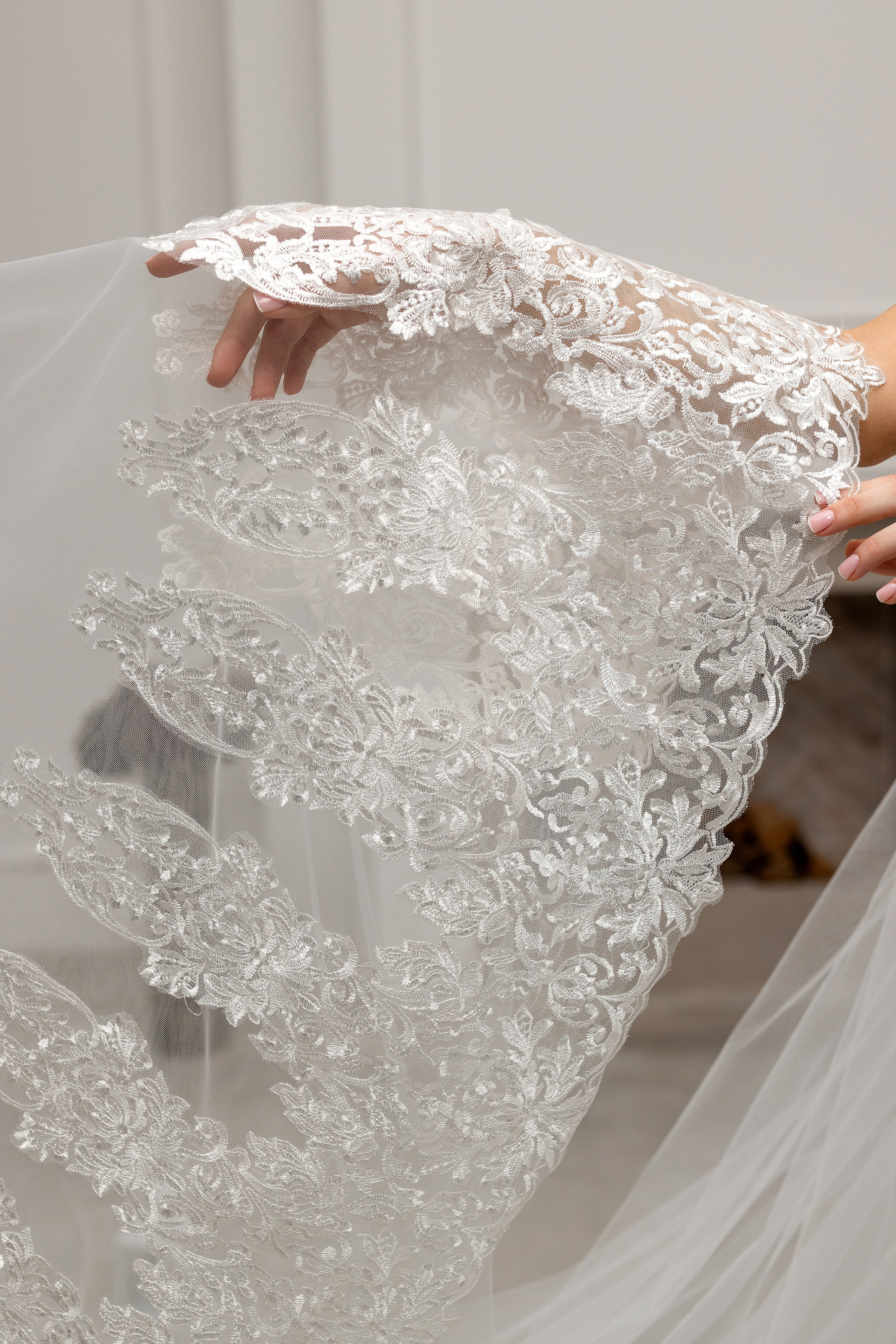 Milky White Grand Royal Cathedral Lace Bridal Veil