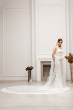 Milky Cathedral Lace Bridal Veil