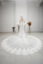 Milky Cathedral Lace Bridal Veil