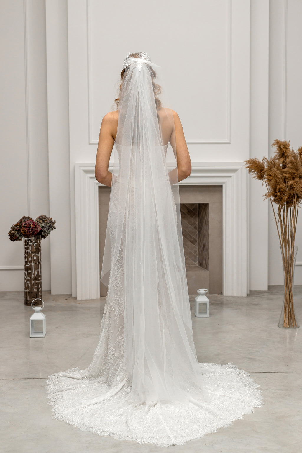 Ivory Floor-Length Bridal Veil with Lace Cap