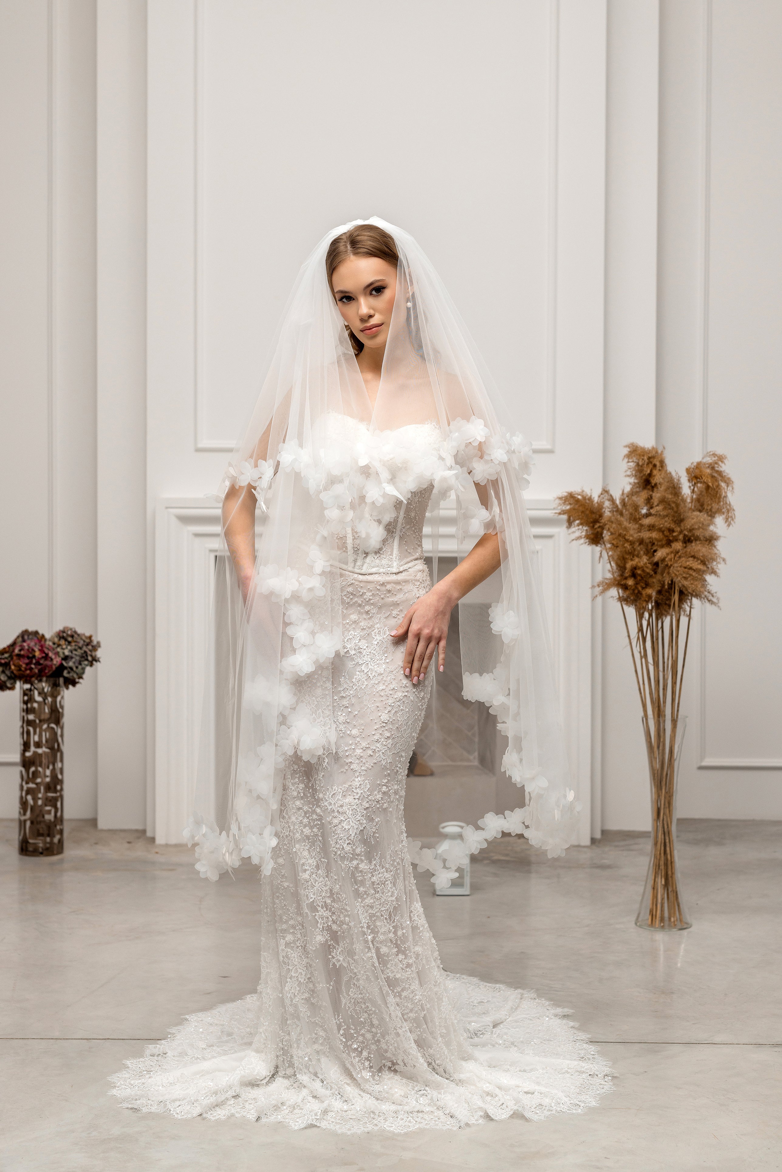 Ivory Waltz-Length Bridal Veil with Delicate Floral Details