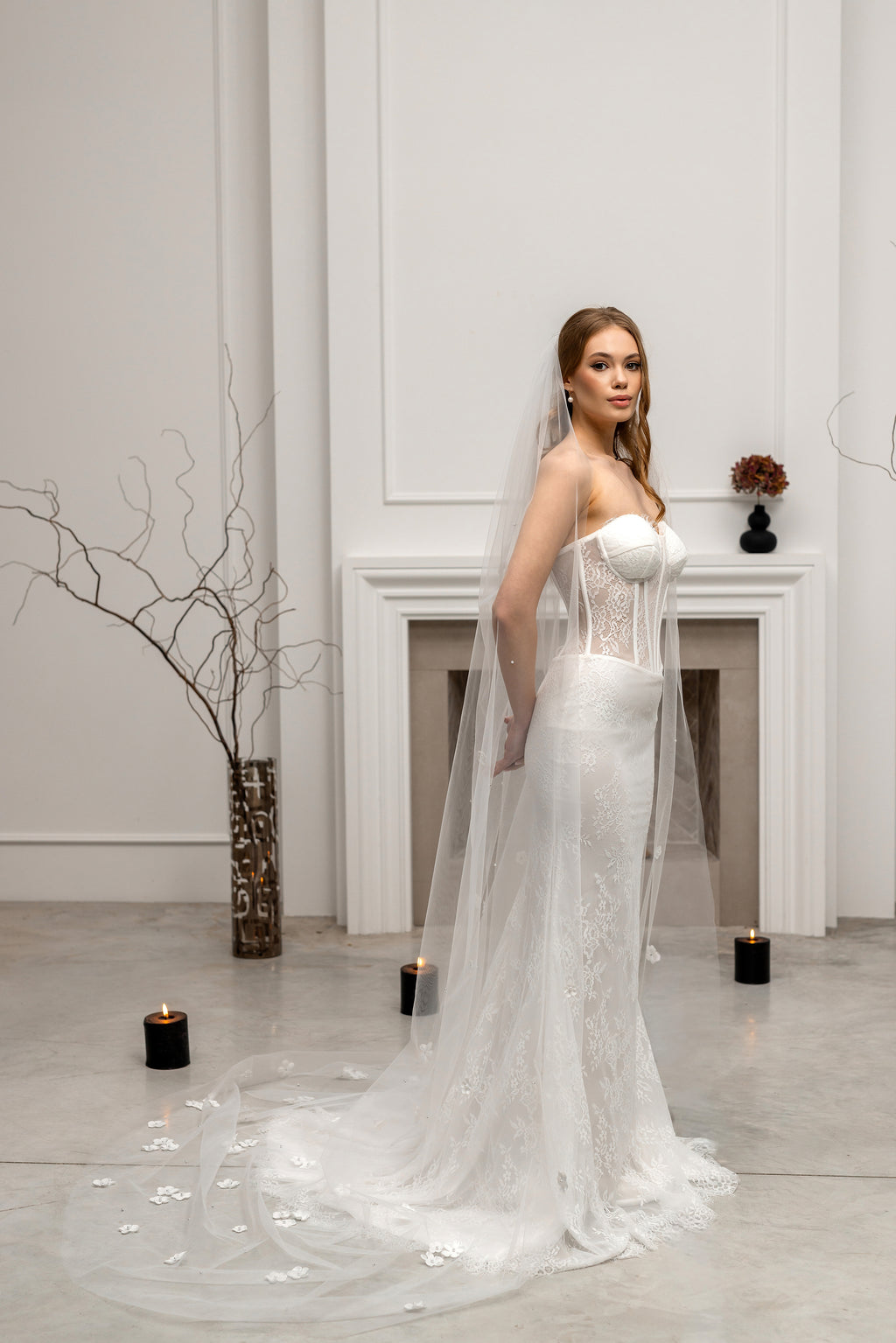 White Bridal Veil with Floral Edge and Pearls