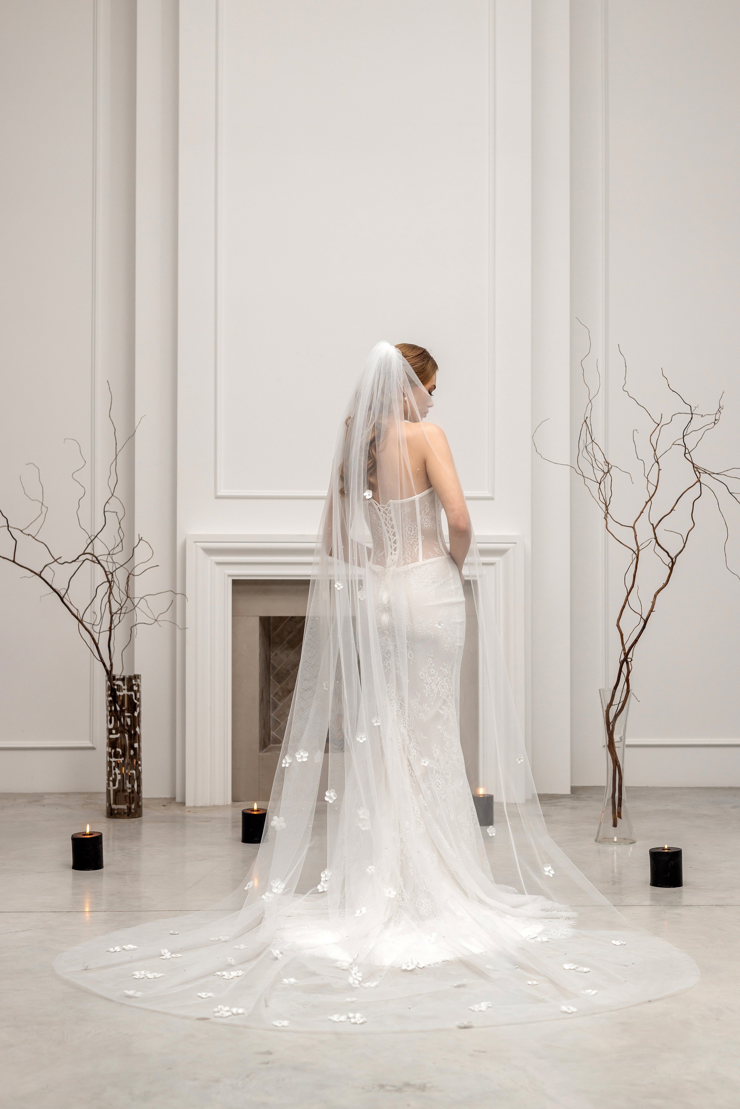 White Bridal Veil with Floral Edge and Pearls