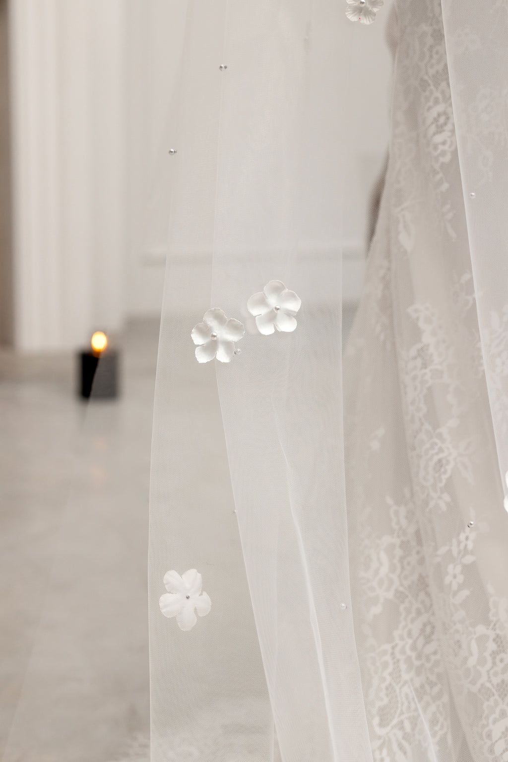 White Bridal Veil with Floral Edge and Pearls