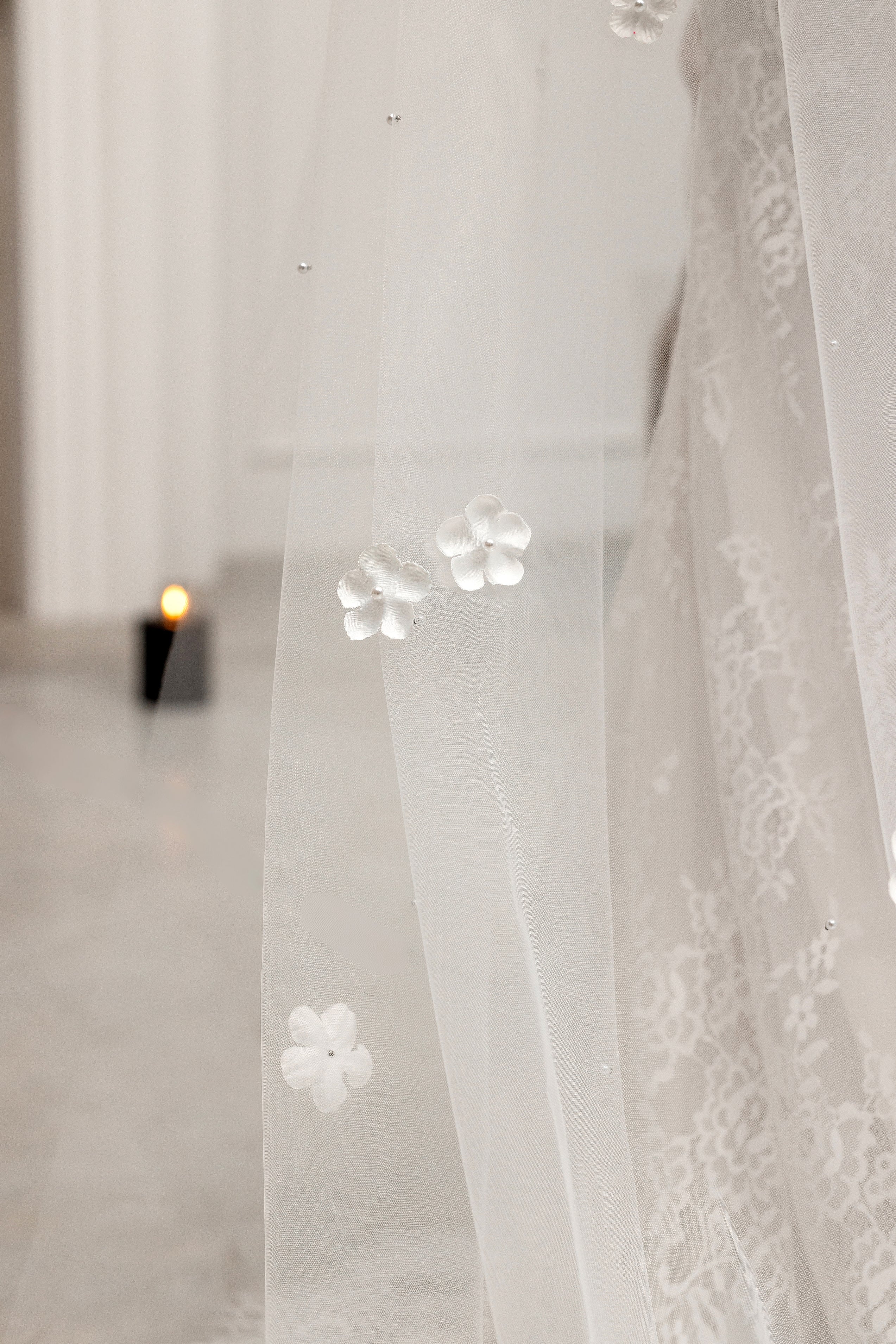 White Bridal Veil with Floral Edge and Pearls