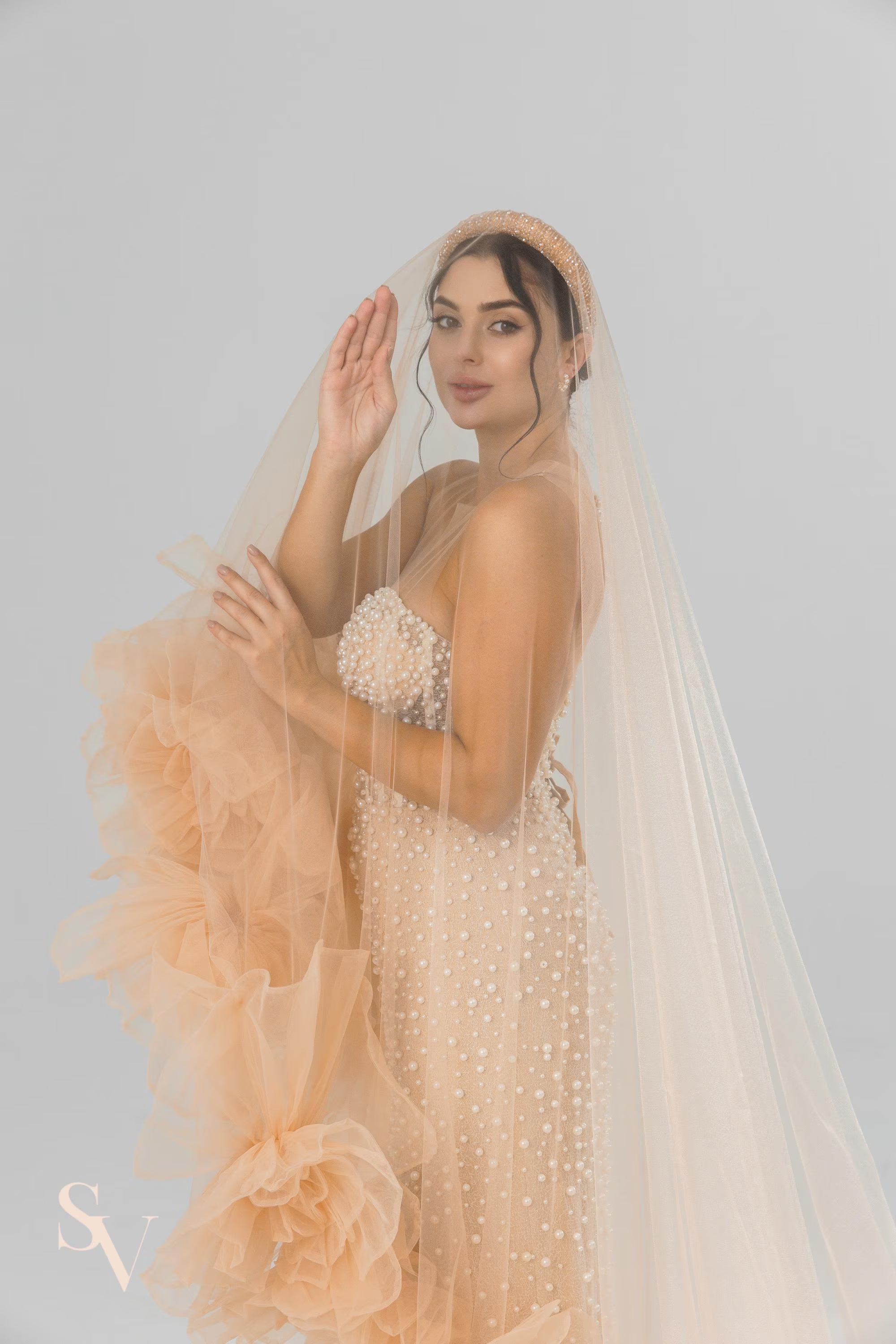 Cappuccino Royal Cathedral Oval Bridal Veil with 5D Flowers