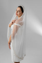 Fingertip-Length Glitter Bridal Veil with Japanese Matsuno Beads