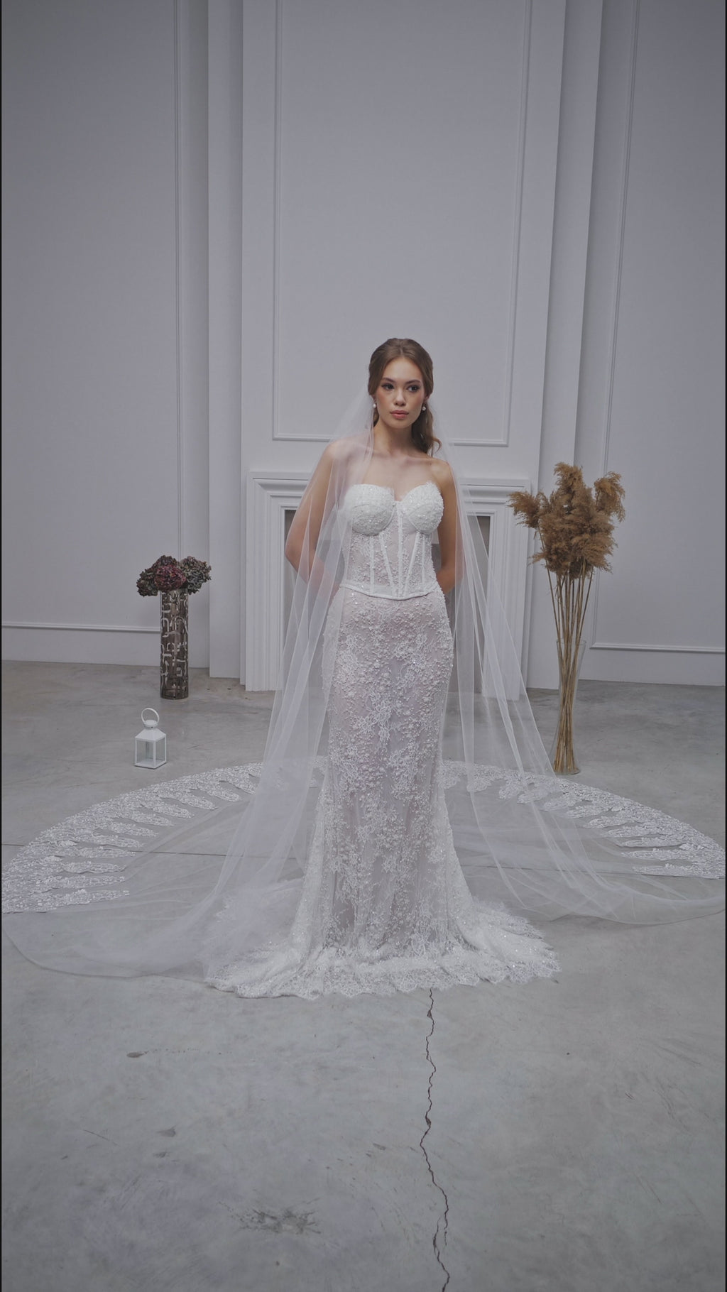 Milky White Grand Royal Cathedral Lace Bridal Veil