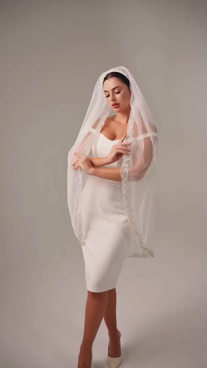 Fingertip-Length Glitter Bridal Veil with Japanese Matsuno Beads