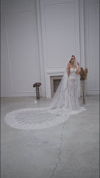 Milky Cathedral Lace Bridal Veil