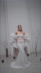 Handmade Ivory Bridal Veil with Luxe Italian Tulle and Flower Detail